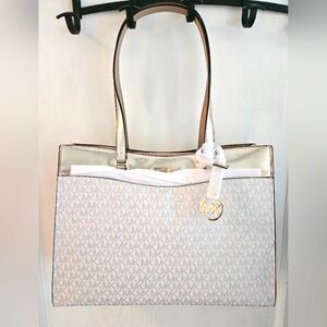 NWT Michael Kors Large Jet Set Tote Bag